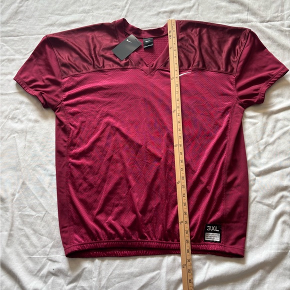 Lot of (4)Nike Burgundy Athletic Shirt 3XL - Picture 5 of 6